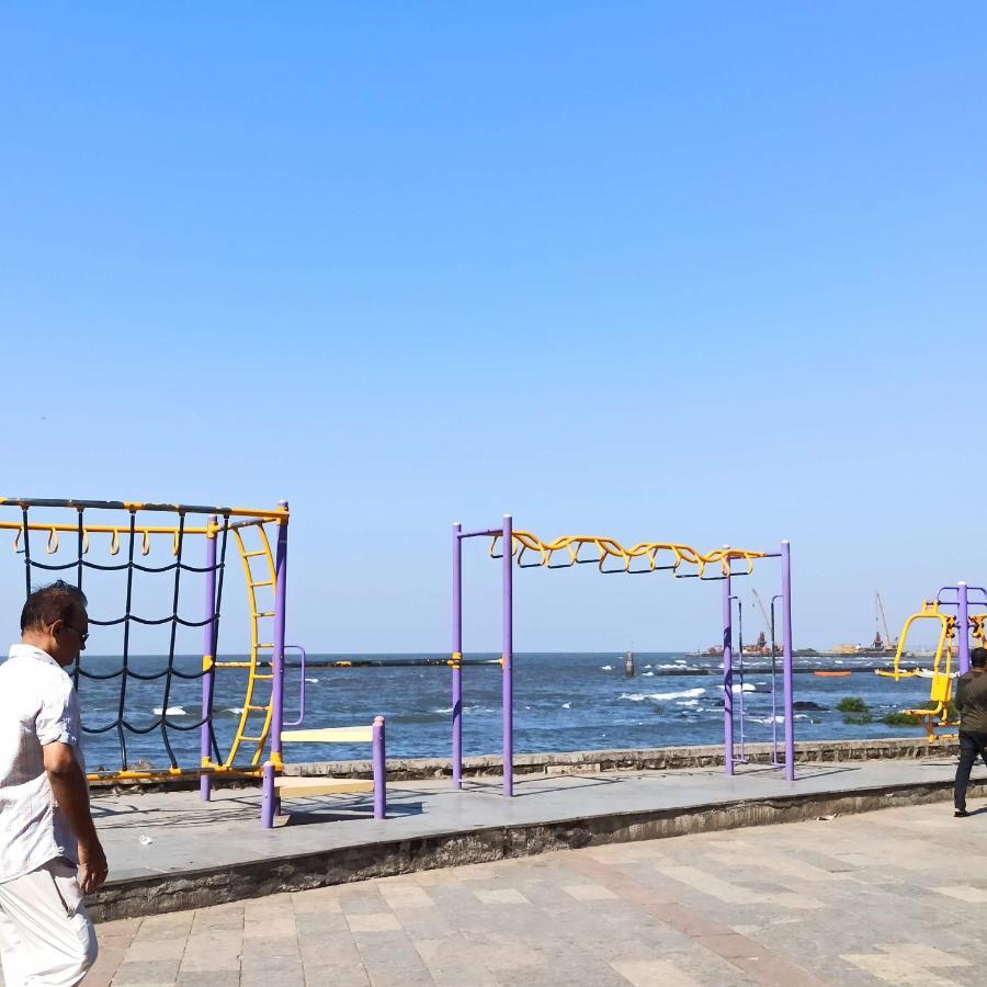 Cozy Private Ac Studio By The Sea Bandstand Bandra W Mumbai Nr Taj Lands End Appartement Buitenkant foto