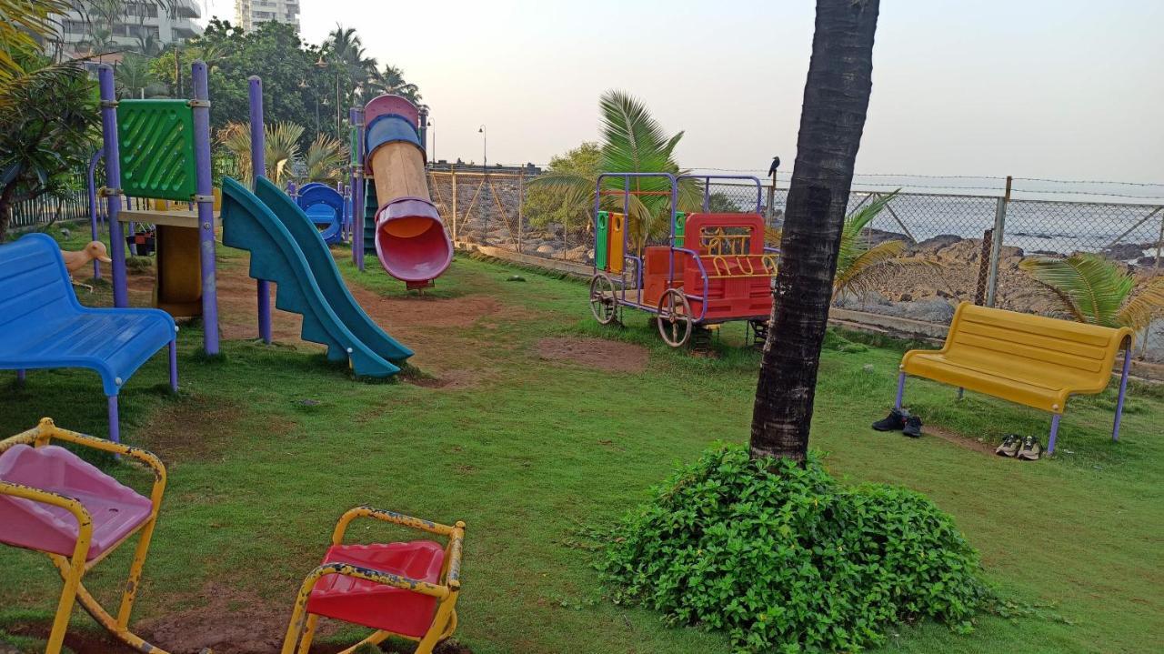 Cozy Private Ac Studio By The Sea Bandstand Bandra W Mumbai Nr Taj Lands End Appartement Buitenkant foto