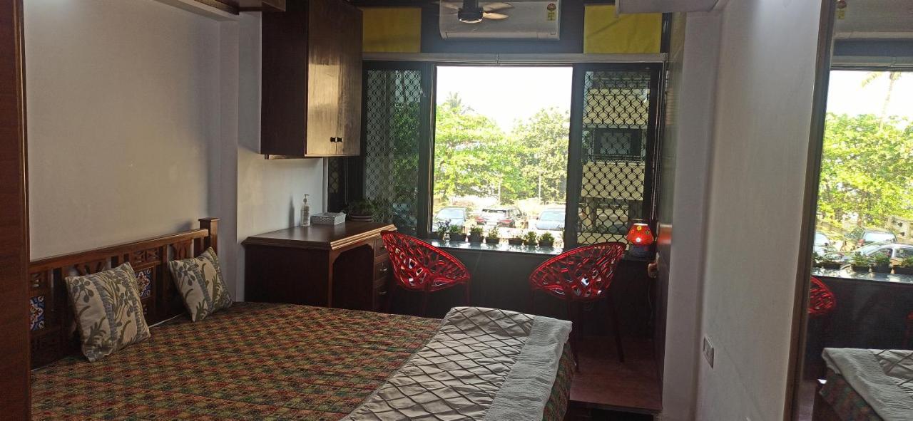 Cozy Private Ac Studio By The Sea Bandstand Bandra W Mumbai Nr Taj Lands End Appartement Buitenkant foto