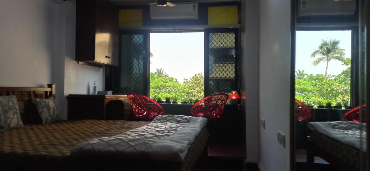 Cozy Private Ac Studio By The Sea Bandstand Bandra W Mumbai Nr Taj Lands End Appartement Buitenkant foto