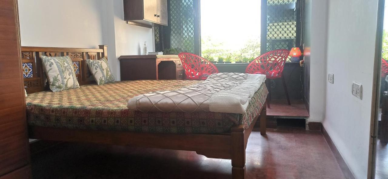 Cozy Private Ac Studio By The Sea Bandstand Bandra W Mumbai Nr Taj Lands End Appartement Buitenkant foto