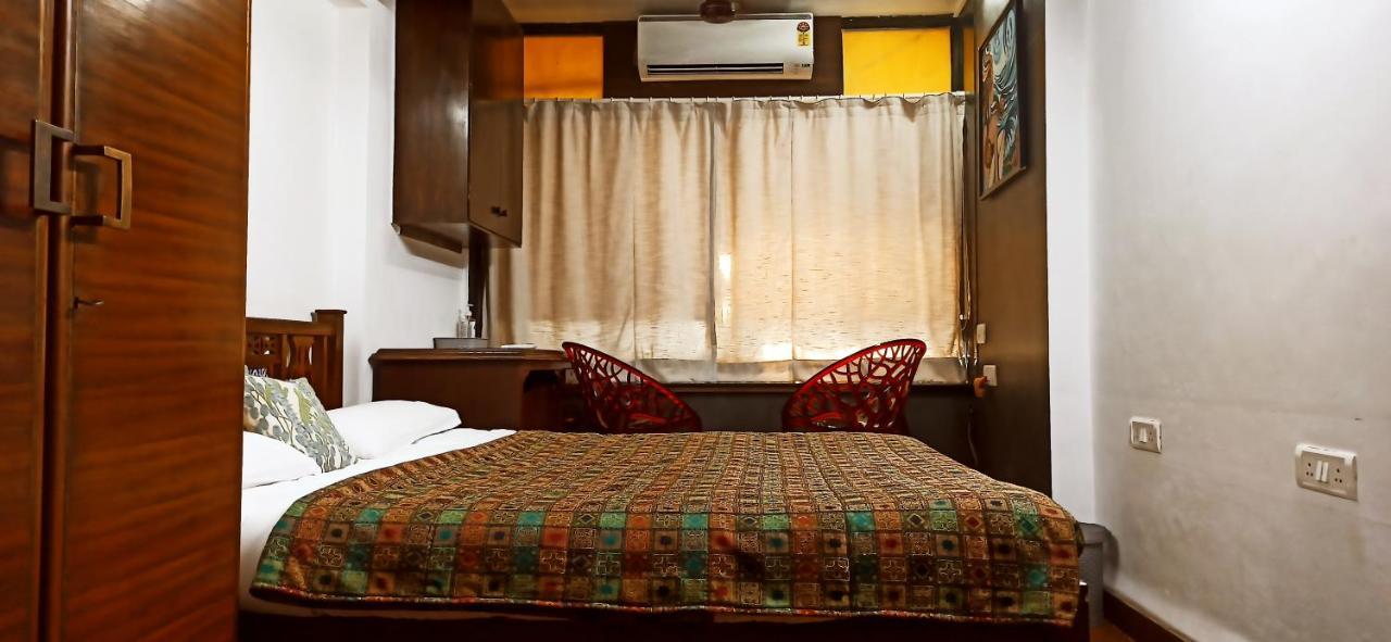 Cozy Private Ac Studio By The Sea Bandstand Bandra W Mumbai Nr Taj Lands End Appartement Buitenkant foto